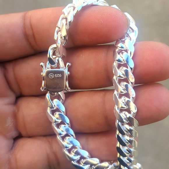 Miami Cuban 250 9.1mm Bracelet Box Lock Clasp - CH682 - Picture 2 of 3